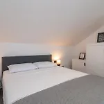 Sea View House Апартаменты