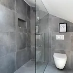 Sea View House *