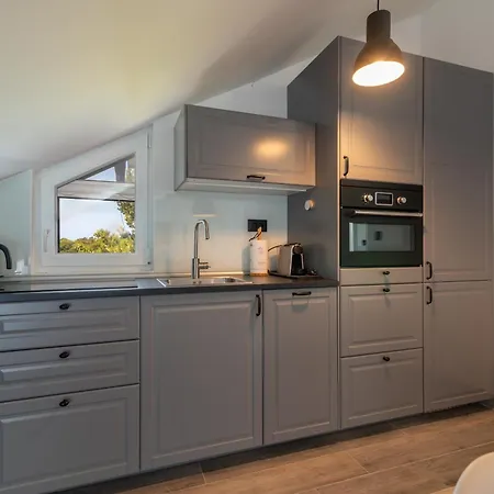 Sea View House Zečevo