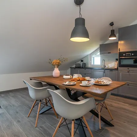 Sea View House, Karlo Apartmán *