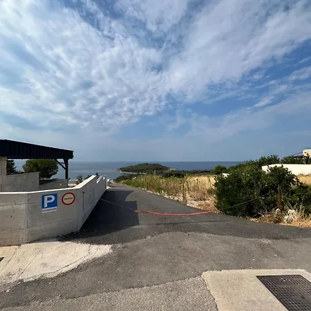 Lägenhet Sea View House *