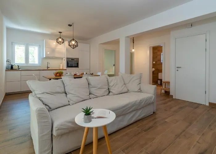 Sea View House Apartmán