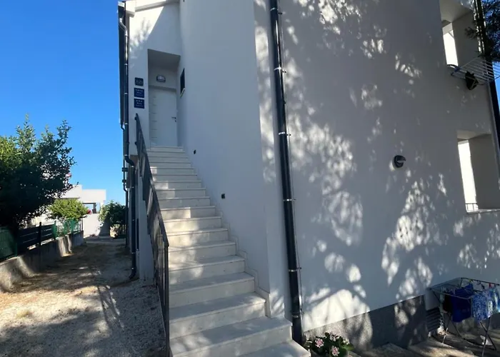 Sea View House דירה Zečevo