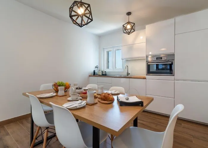 Sea View House דירה Zečevo